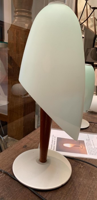 Lampada Da Tavolo Classica Lampada Da Tavolo Arpasia Artemide A Bergamo Sconto 50